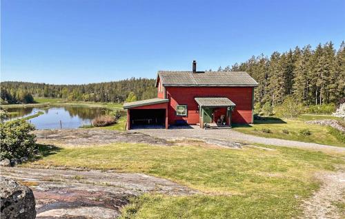 3 Bedroom Cozy Home In Valdemarsvik